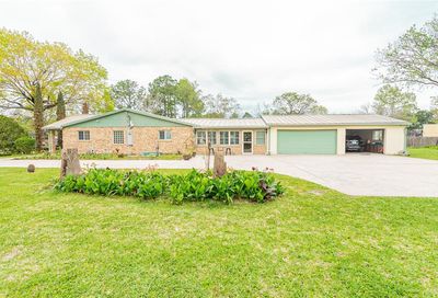 8906 Lorraine St Highlands TX 77562