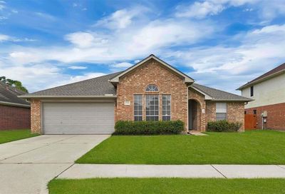 8306 Berkely Court Baytown TX 77521