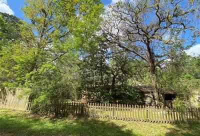 26200 Lakeview Drive Hockley TX 77447