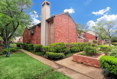 7447 Cambridge Street Houston TX 77054