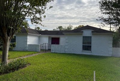 10703 Olympia Drive Houston TX 77042