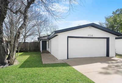 1716 Huge Oaks Street Houston TX 77055