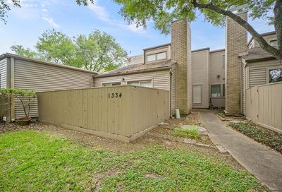 1334 Chardonnay Drive Houston TX 77077