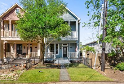 907 Alexander Street Houston TX 77008