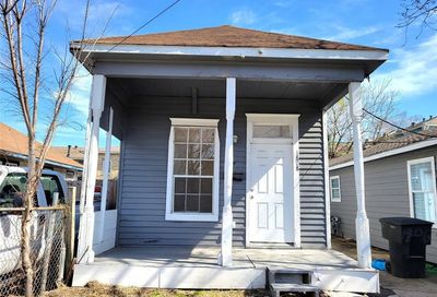 1808 Carr Street Houston TX 77026