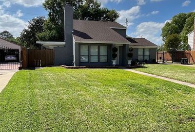 8327 Town Creek Drive Houston TX 77095