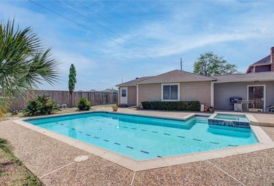 15243 Rio Plaza Drive Houston TX 77083