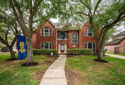 1803 Creekside Drive Friendswood TX 77546