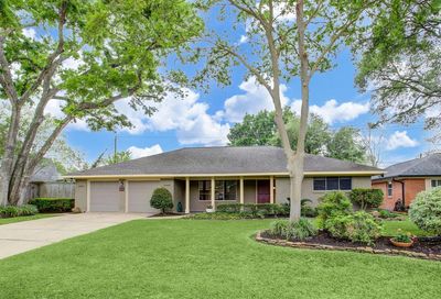 4811 Mcdermed Drive Houston TX 77035