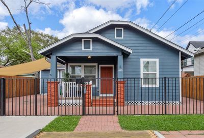 614 Coronado Street Houston TX 77009