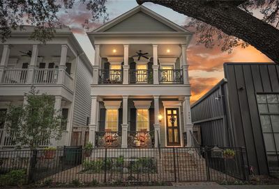 404 Arlington St Street Houston TX 77007