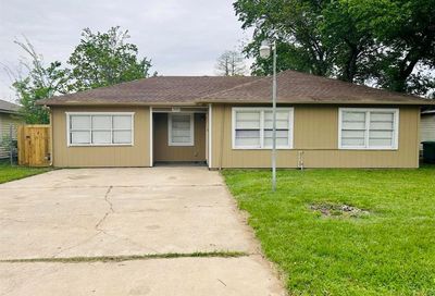 13013 Emporia Street Houston TX 77015