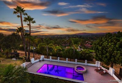 5316 La Crescenta Rancho Santa Fe CA 92067