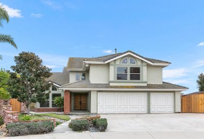 3477 Sitio Borde Carlsbad CA 92009