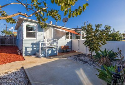3617-3619 Myrtle Ave San Diego CA 92104