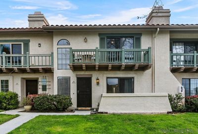 6992 Batiquitos Dr Carlsbad CA 92011