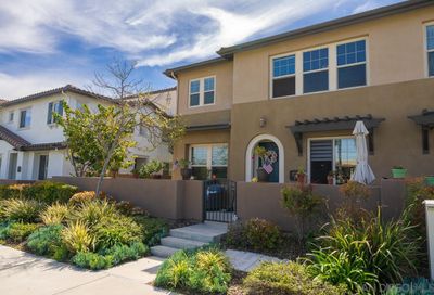 1711 Rolling Water Dr  3 Chula Vista CA 91915