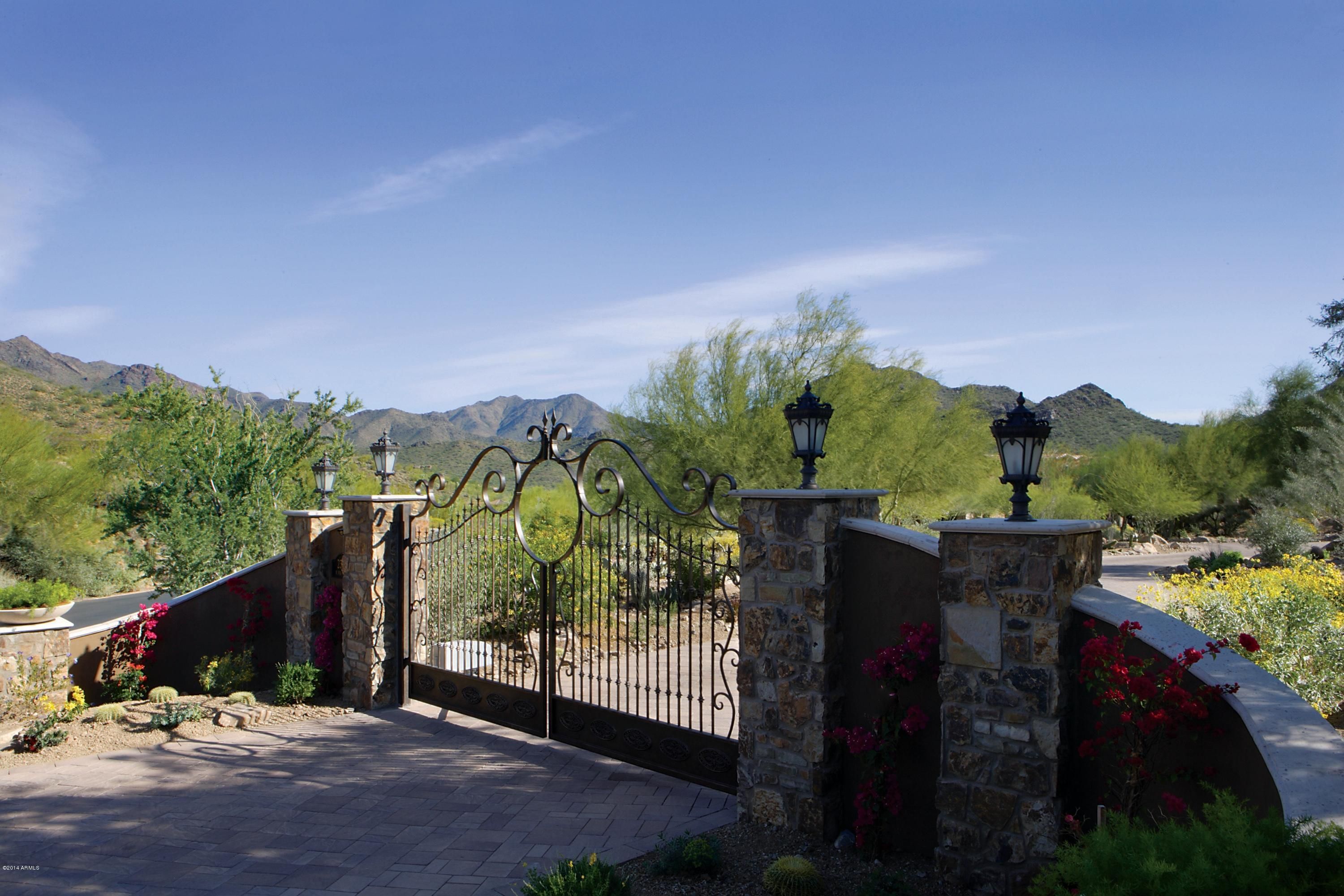 23036 N Via Ventosa Drive