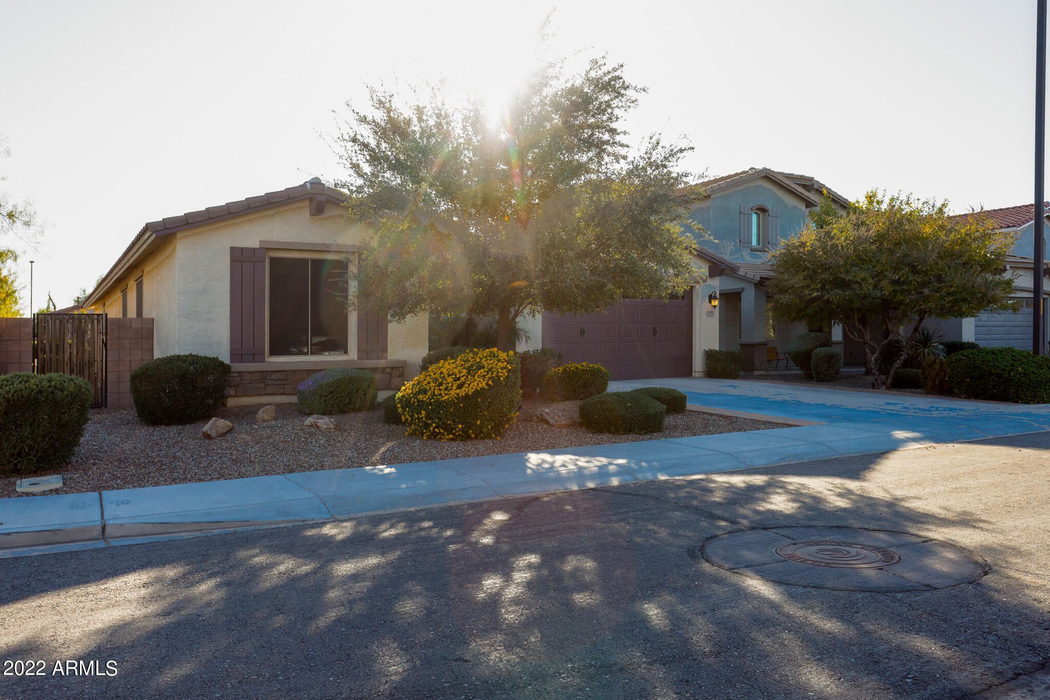 2571 E Tonto Drive