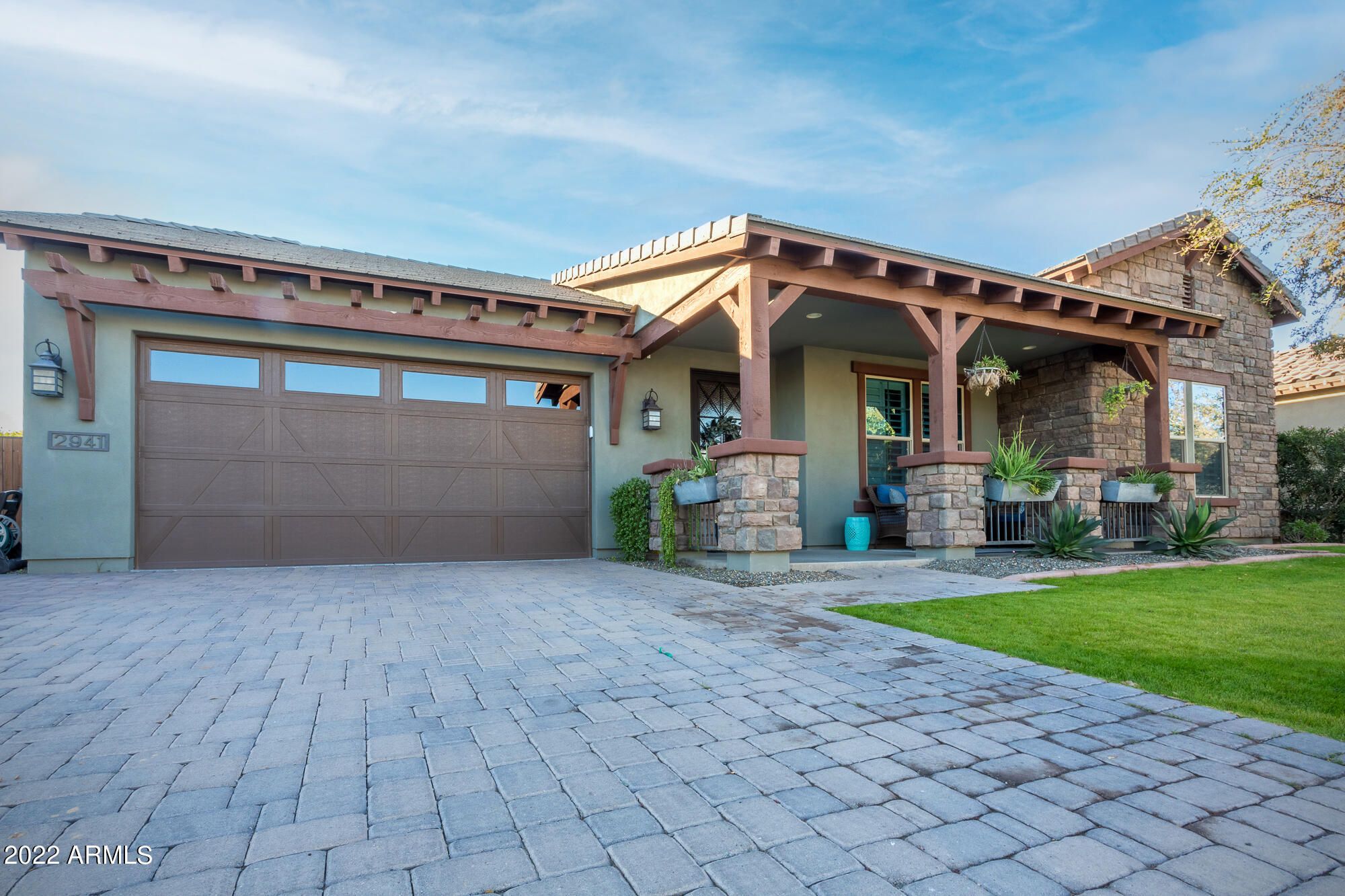 2941 E Sunrise Place