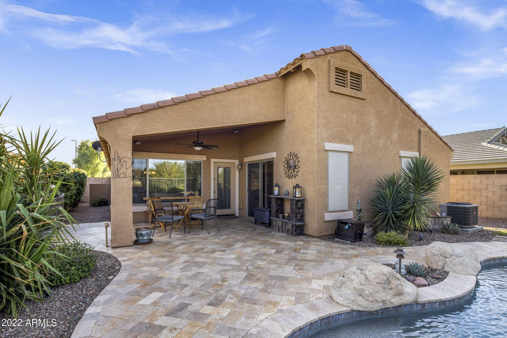 2858 E Saguaro Park Lane