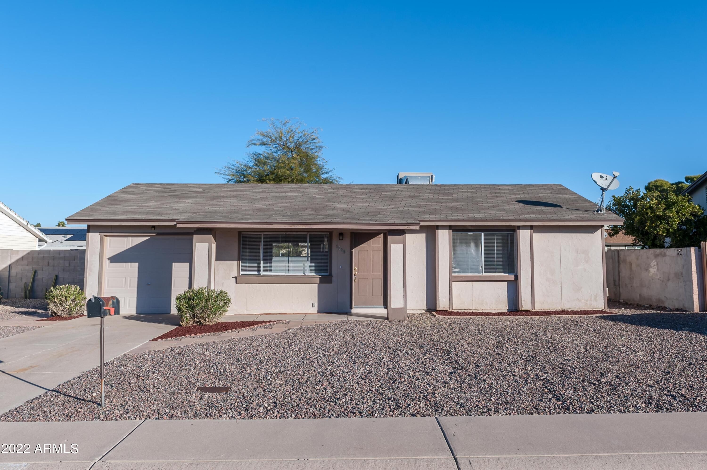 3220 W Michelle Drive