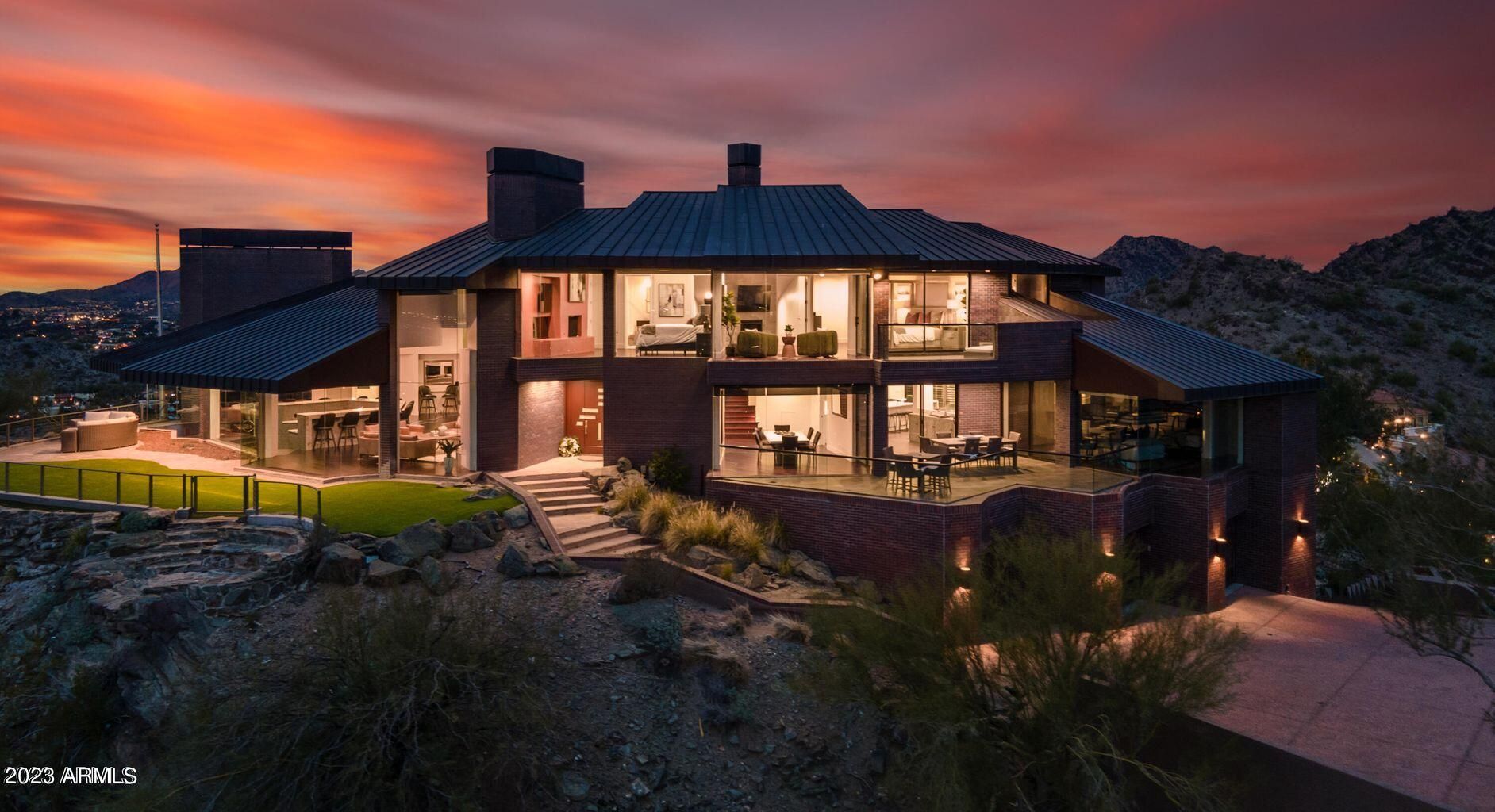 2106 E Kaler Drive