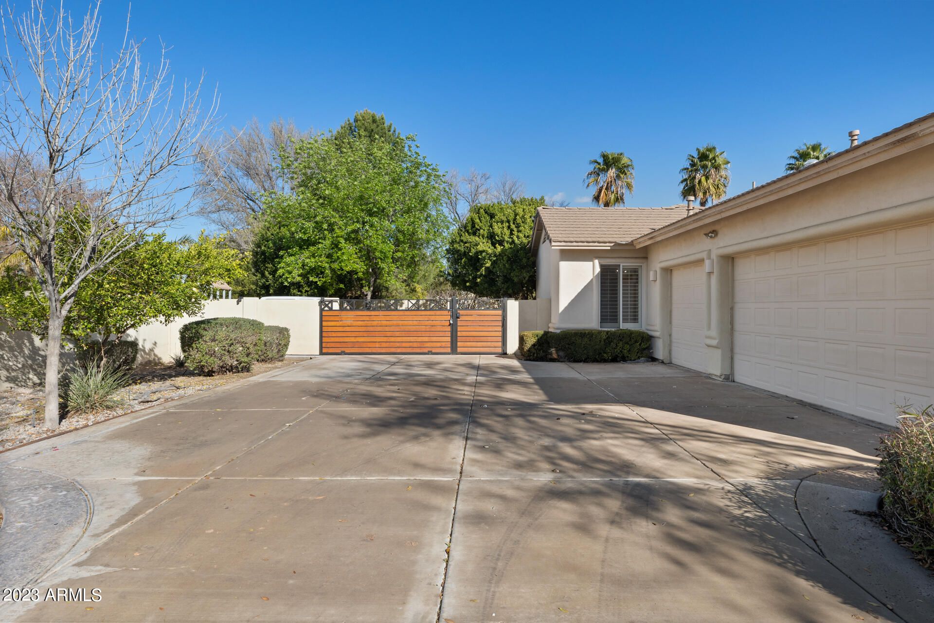 1770 E Carver Road
