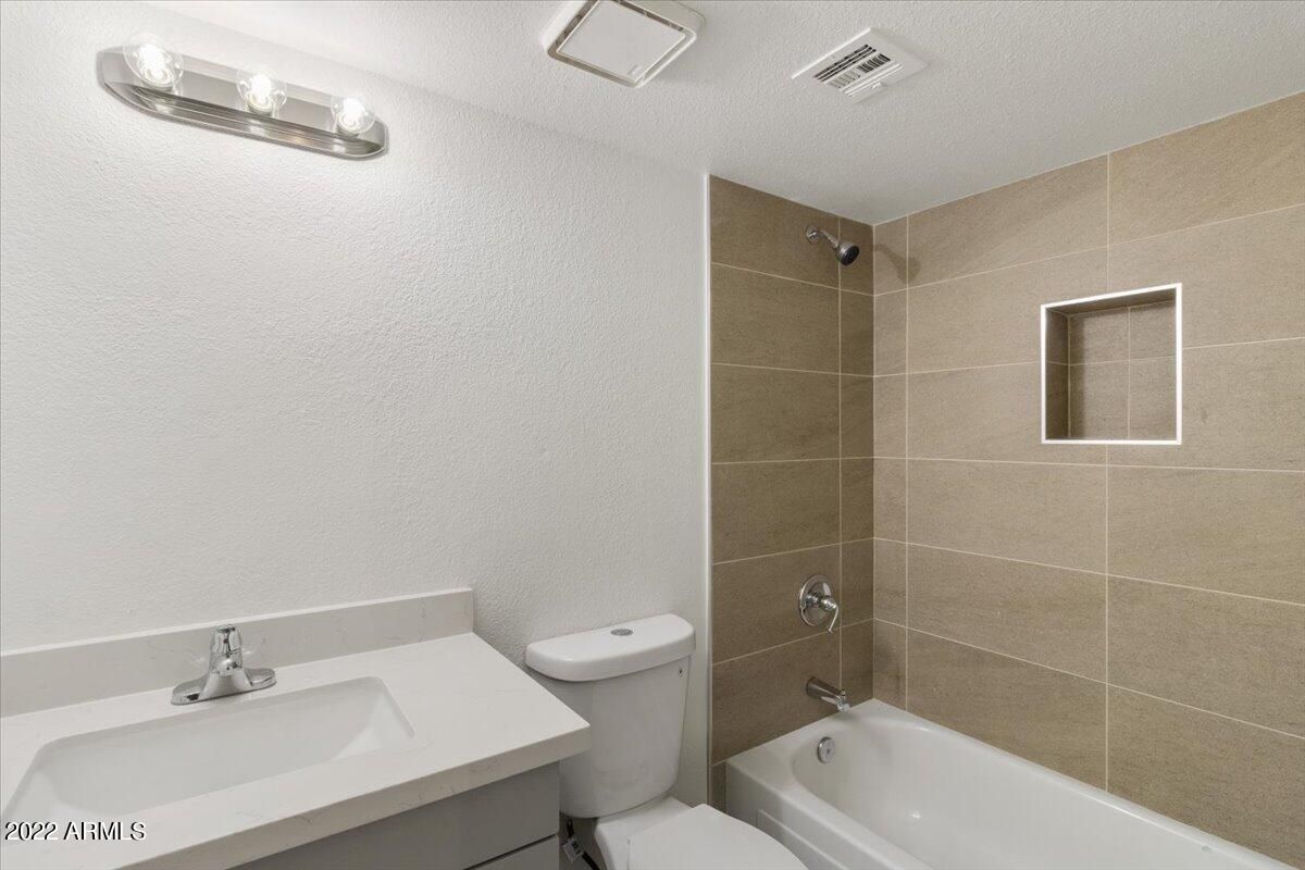 3349 W Mauna Loa Lane