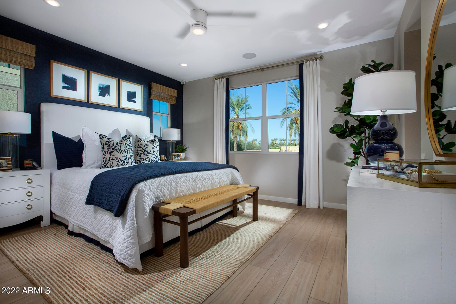 1103 W Diamondback Drive