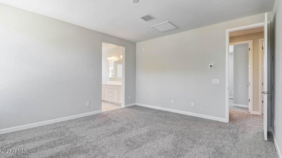 5113 E Anderson Drive
