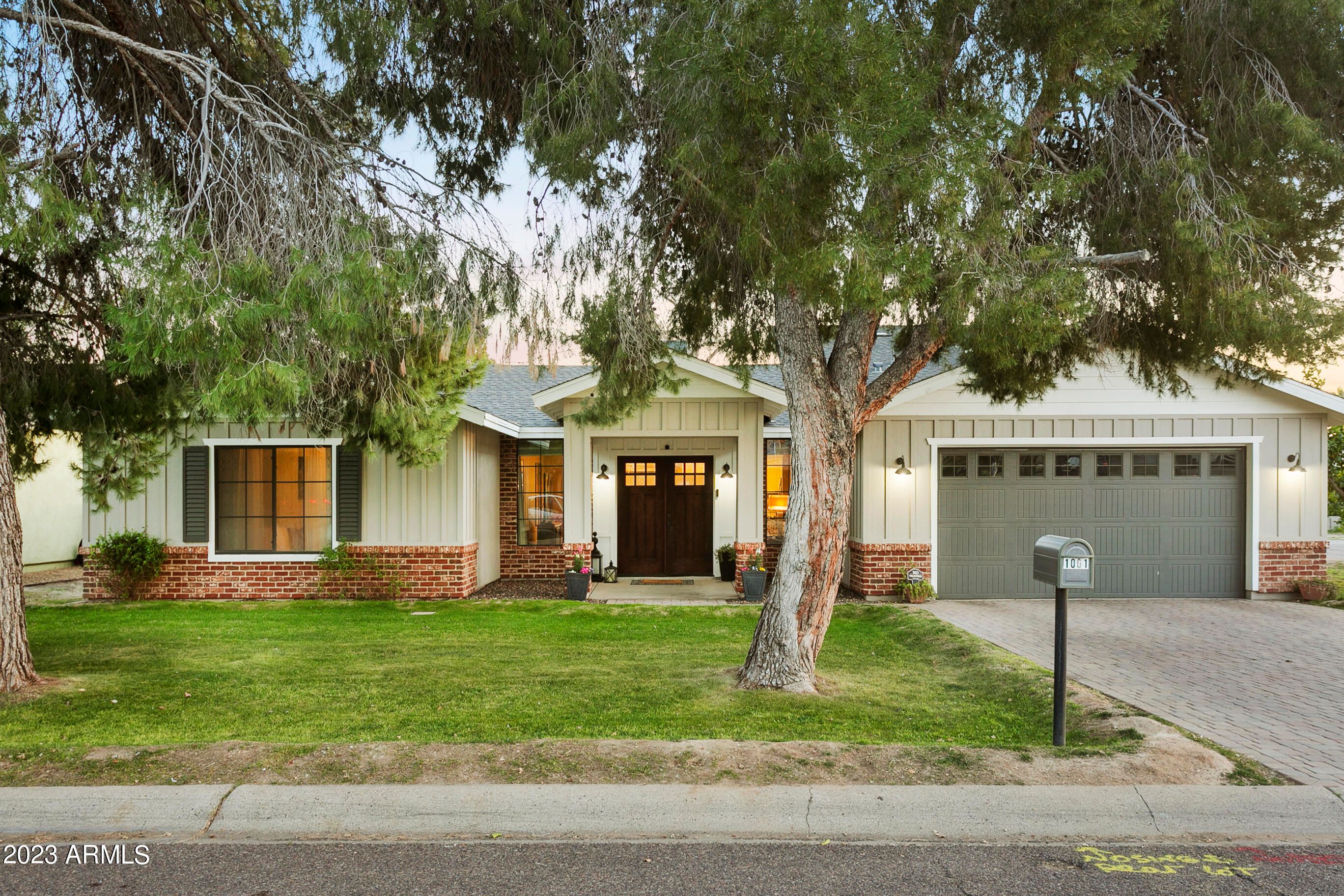 1001 E Tuckey Lane