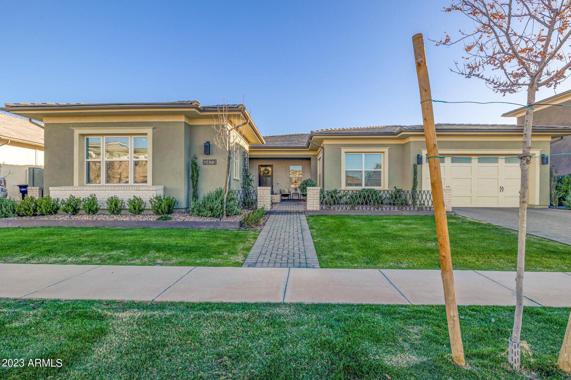3473 E Sagebrush Street