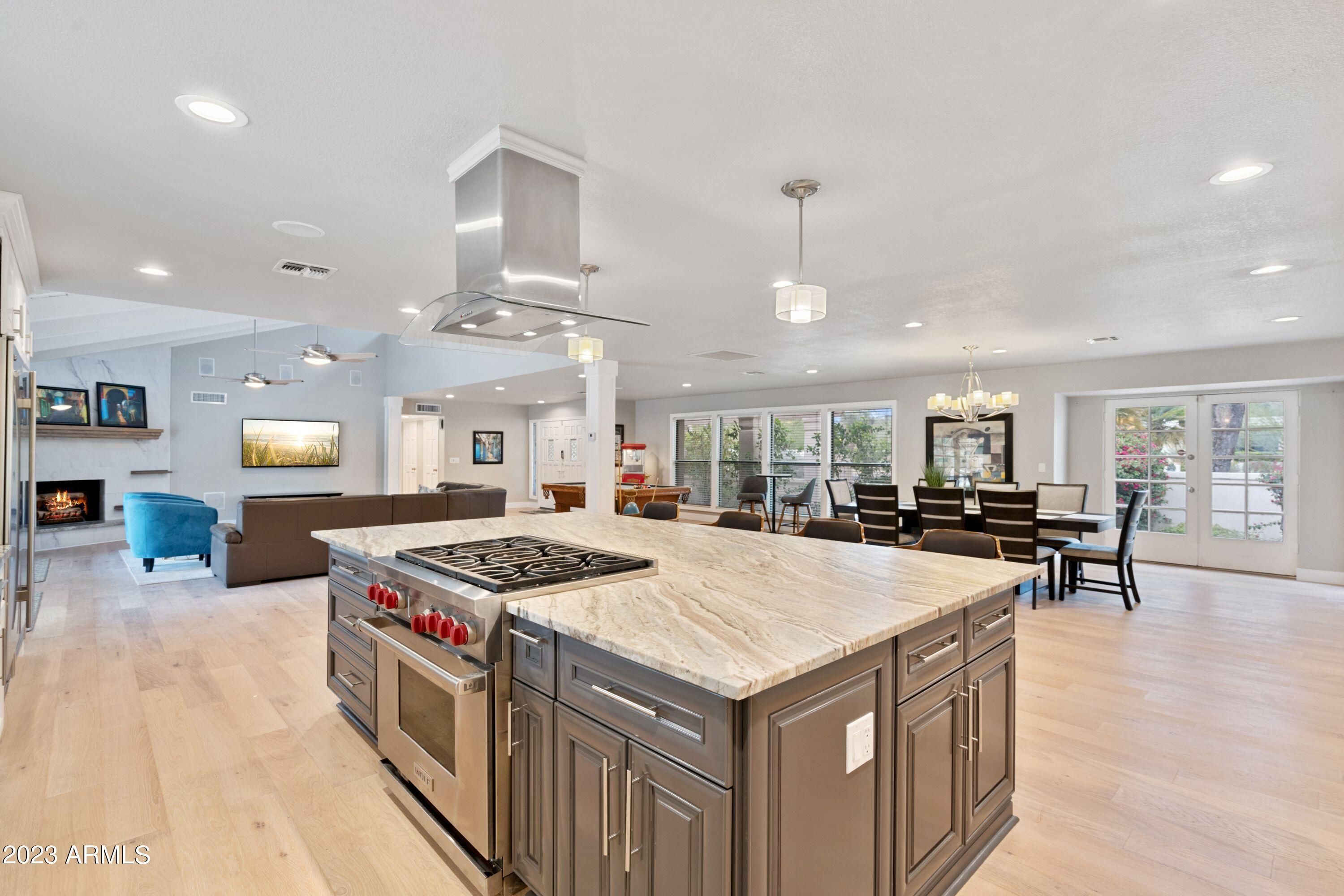 5117 E Mountain View Road