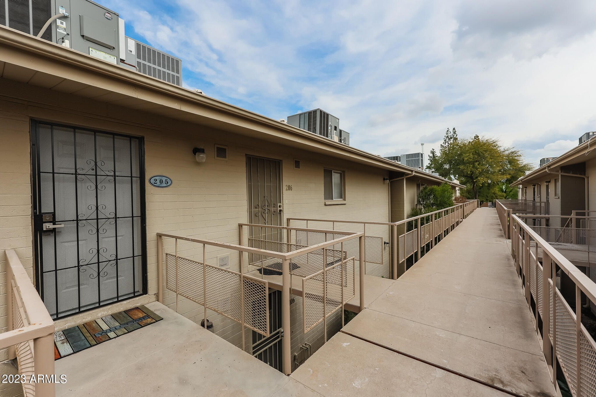 815 N Hayden Road