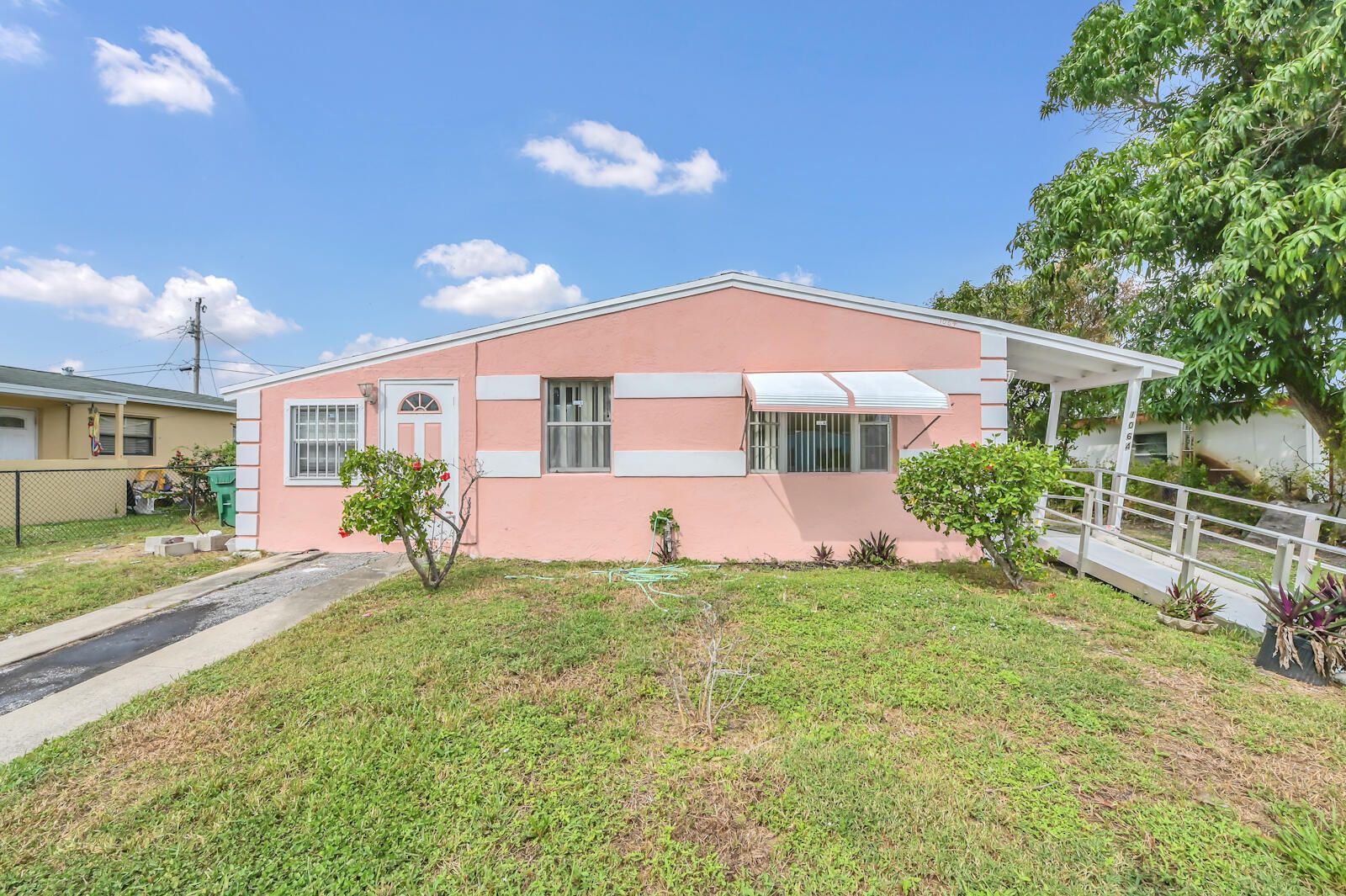 Properties 1064 W 26th Court