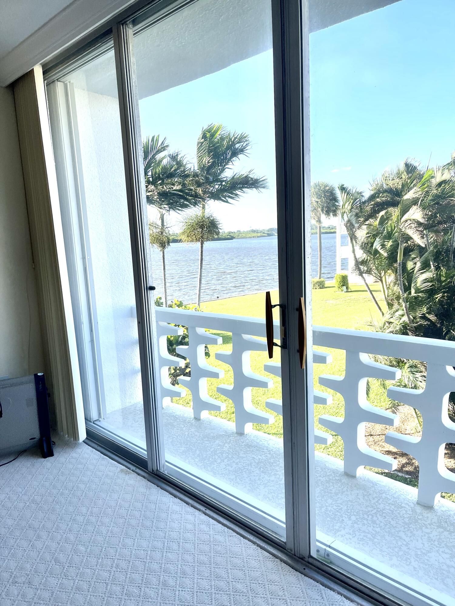 Properties 2760 S Ocean Boulevard