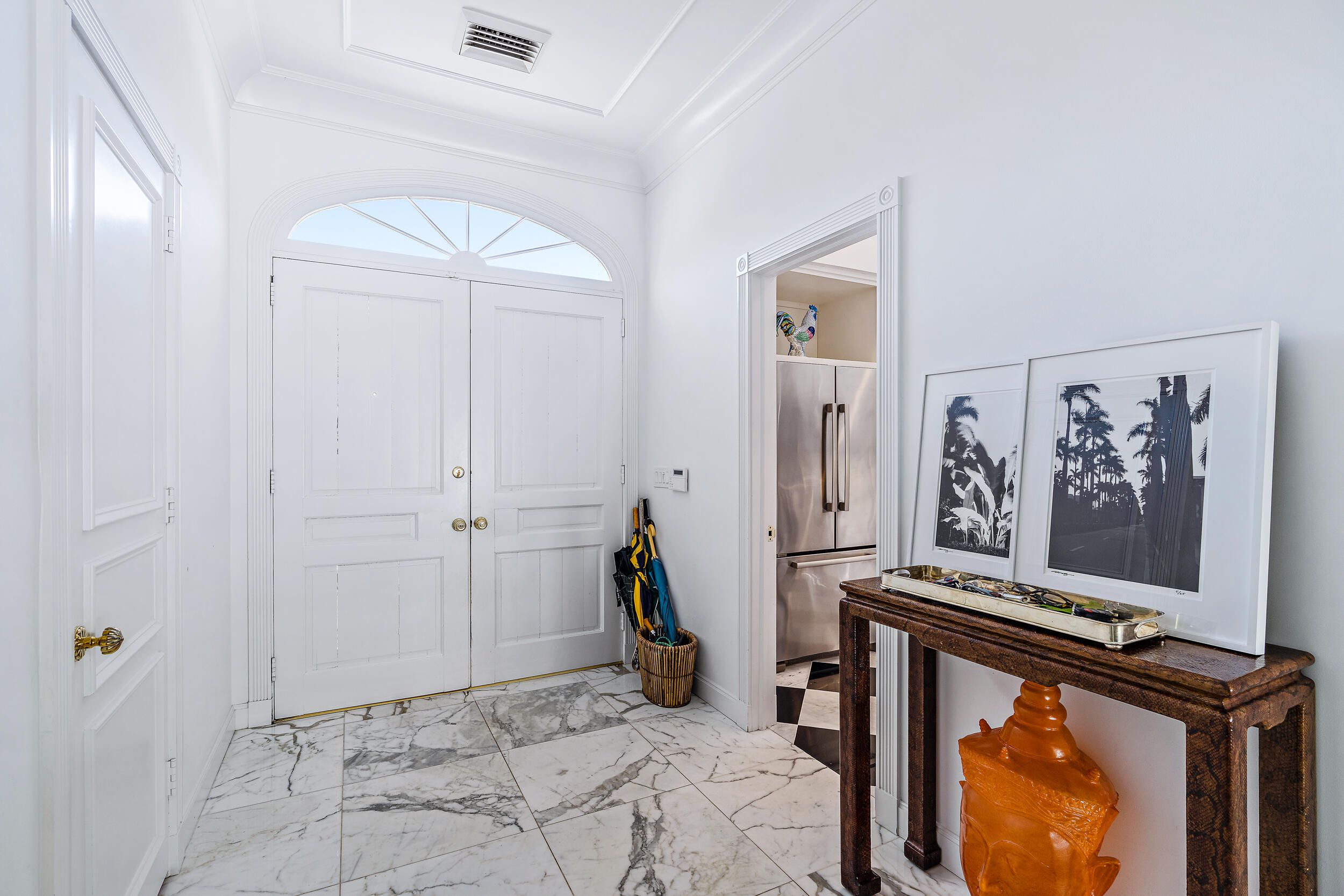 Properties 201 Bahama Lane