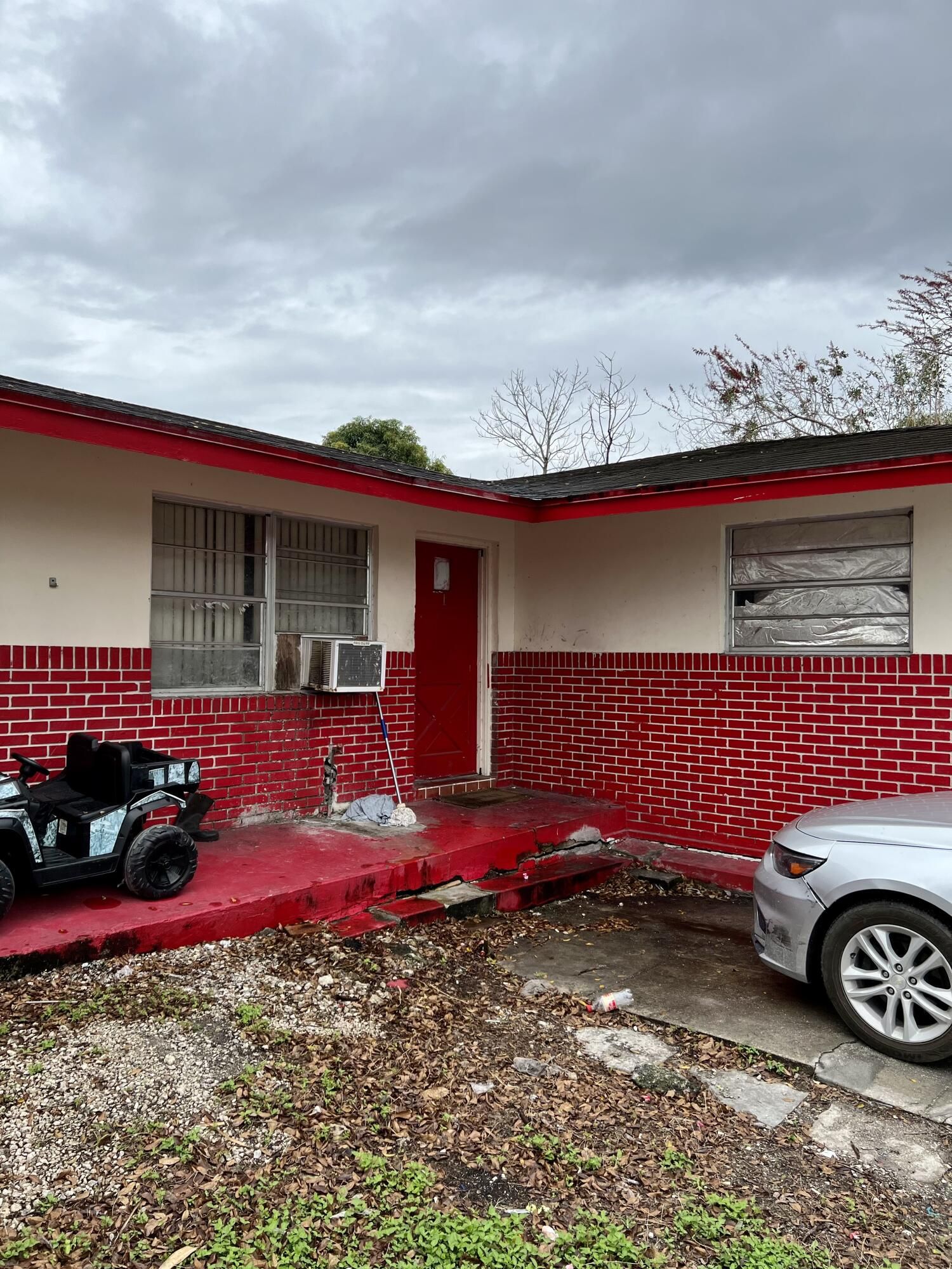 Properties 120 NW 7th 1 Avenue