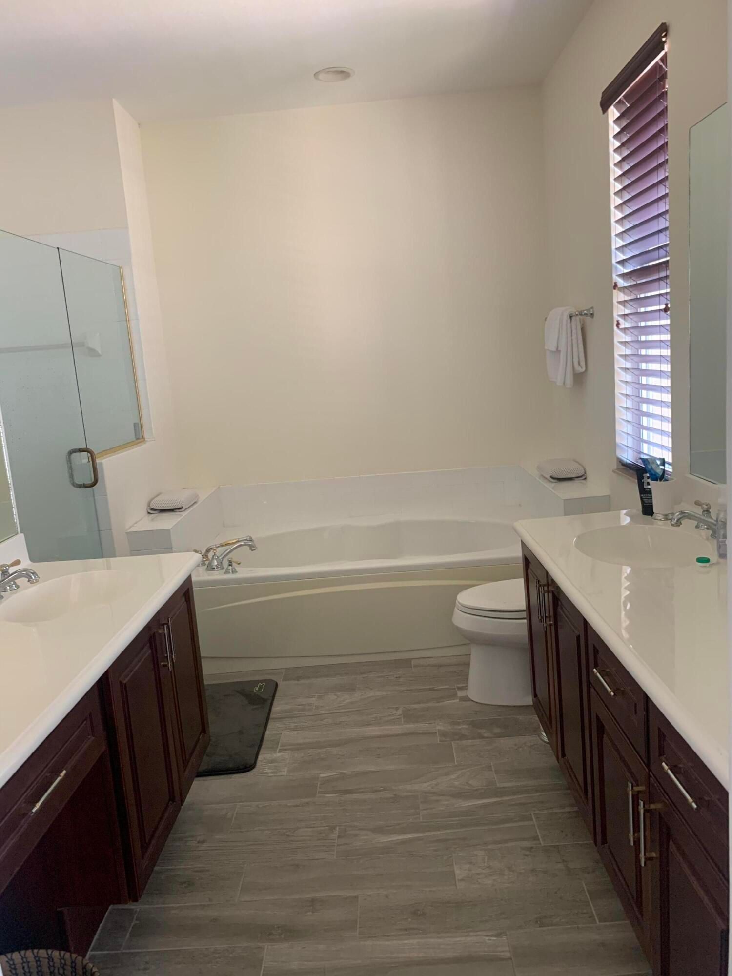3824 NW 5th Ter Terrace