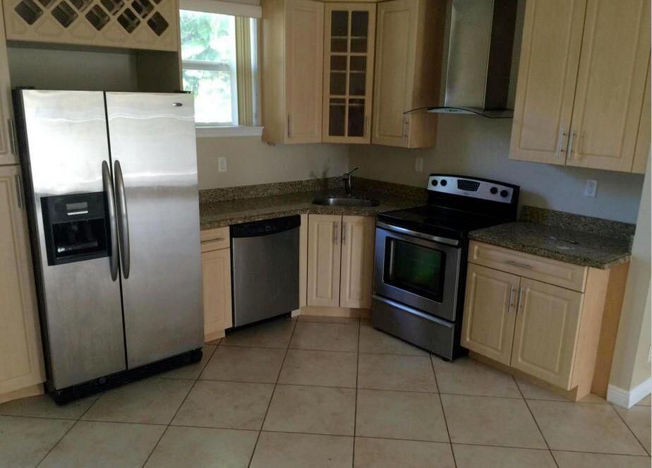 Properties 3698 Davis Road