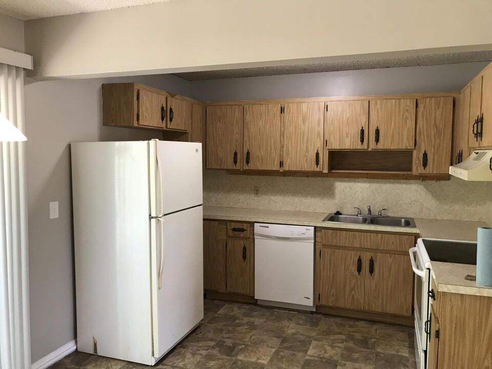 Properties 3777 93rd Lane