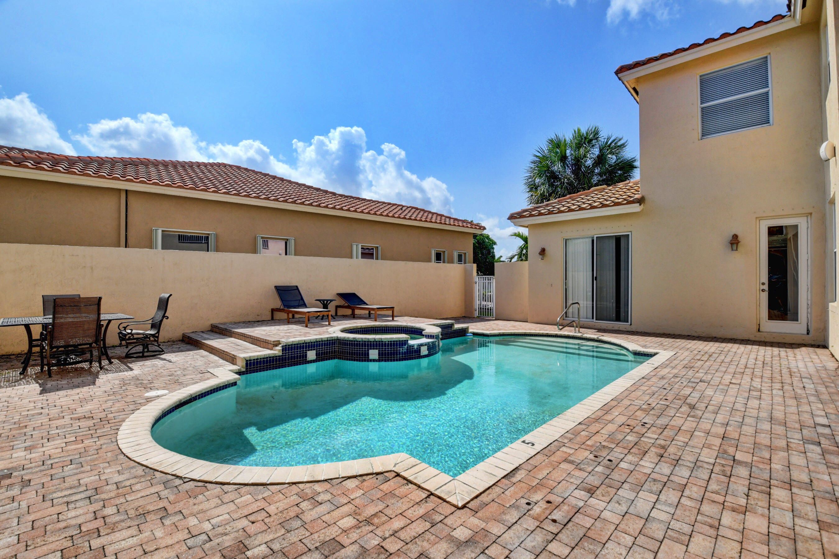 Properties 6970 Houlton Circle