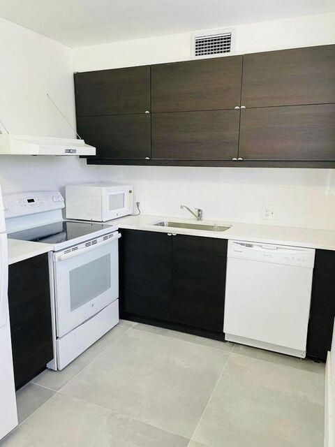 Properties 322 Brighton H