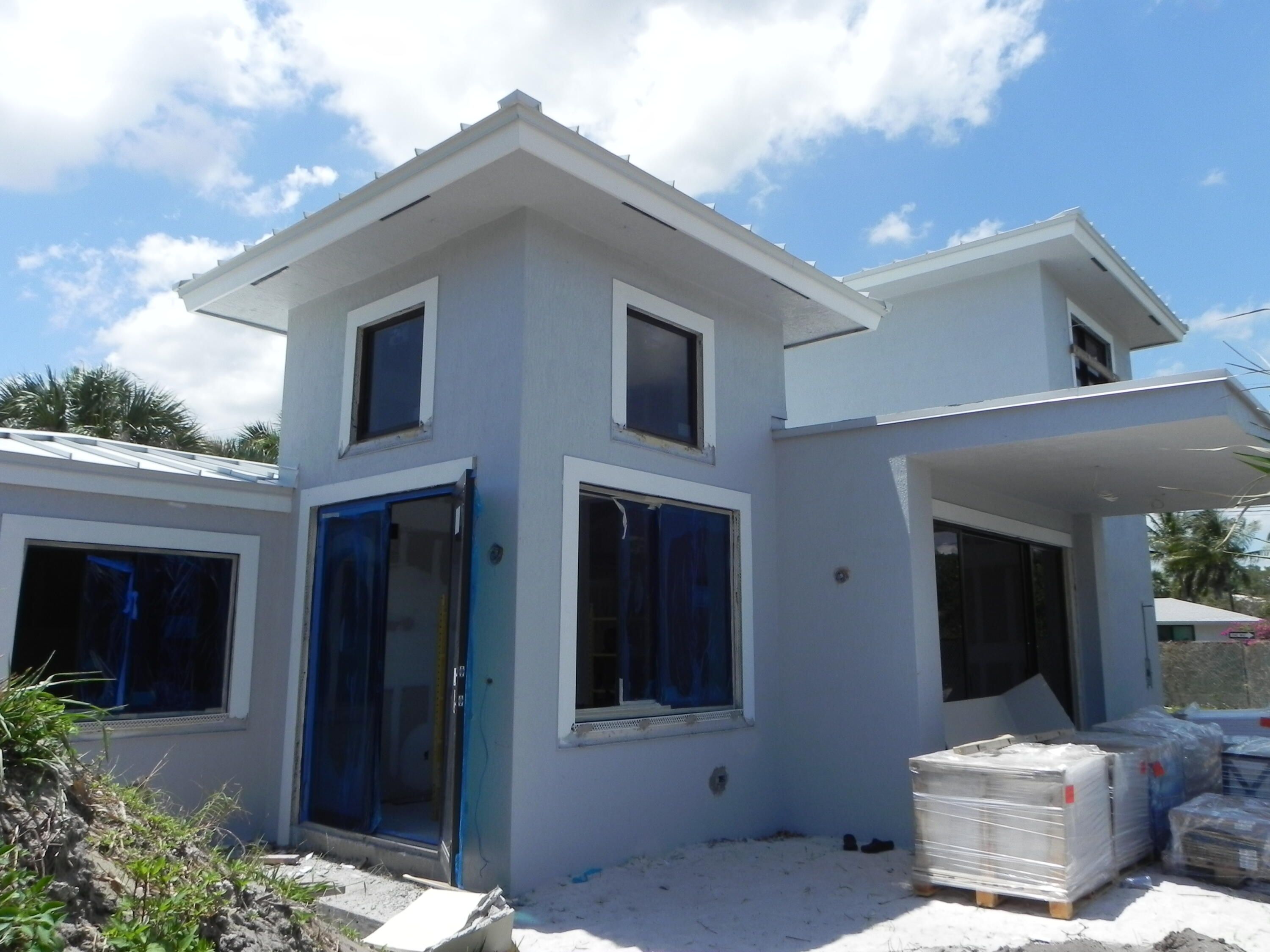 Properties 118 S Swinton Circle