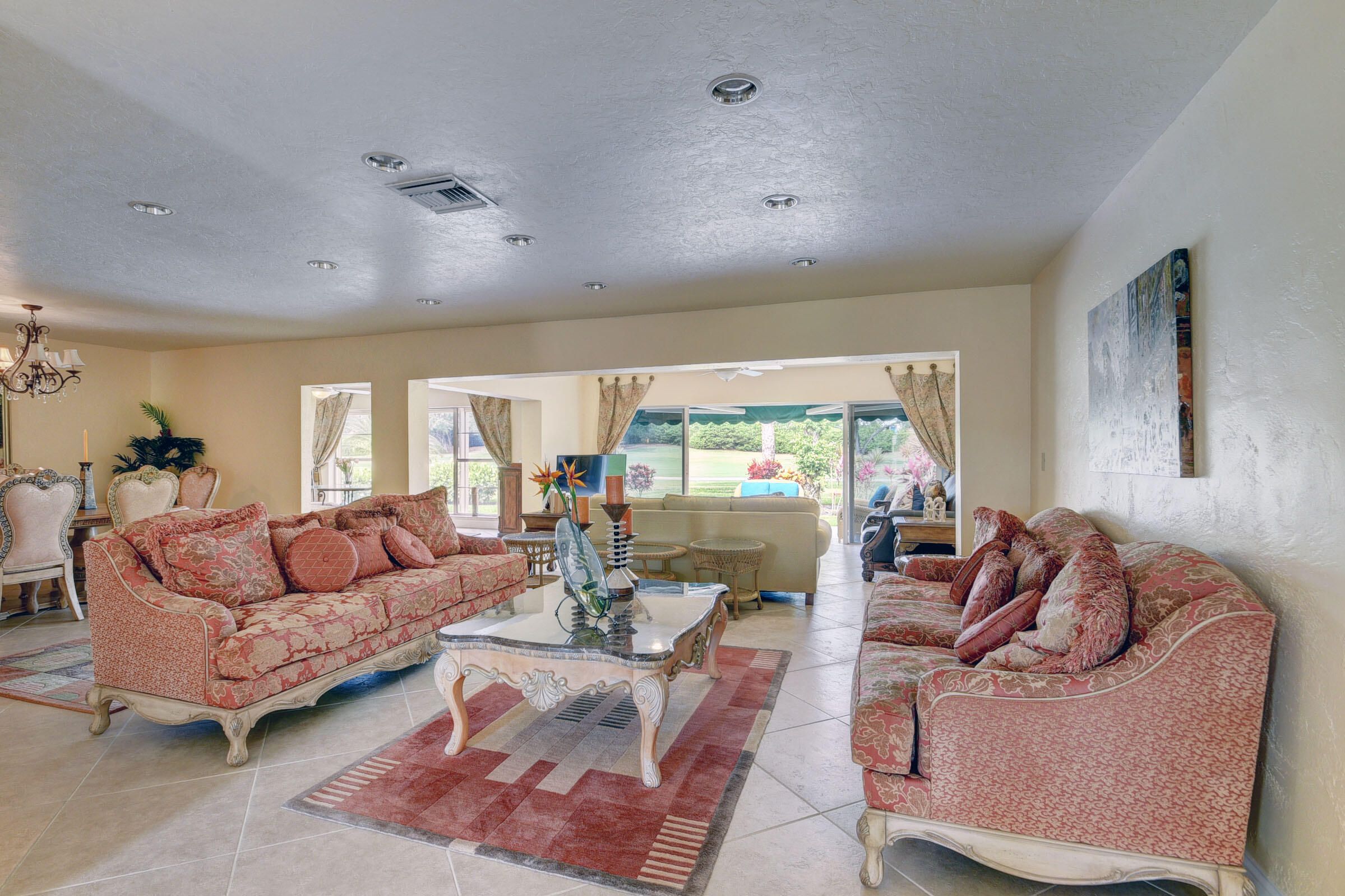 Properties 11783 N Lake Drive