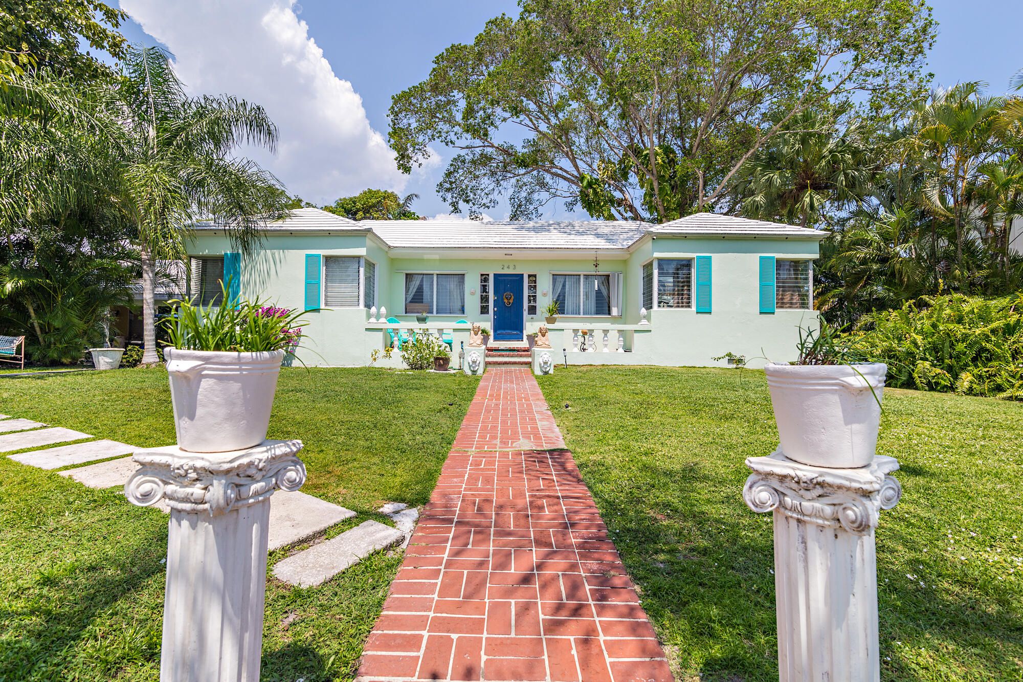 Properties 243 29th Street