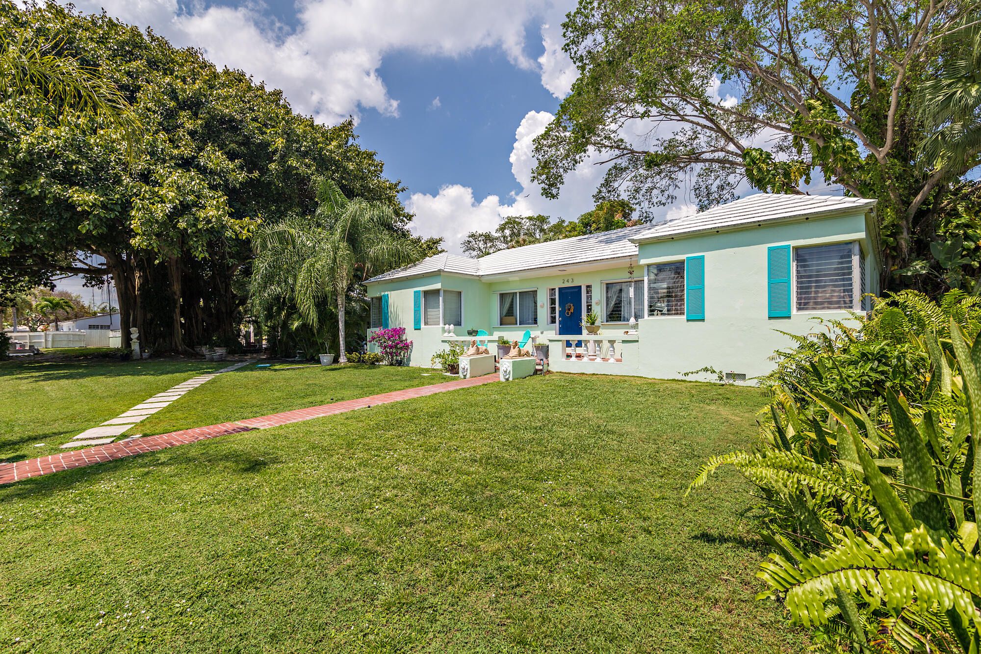 Properties 243 29th Street