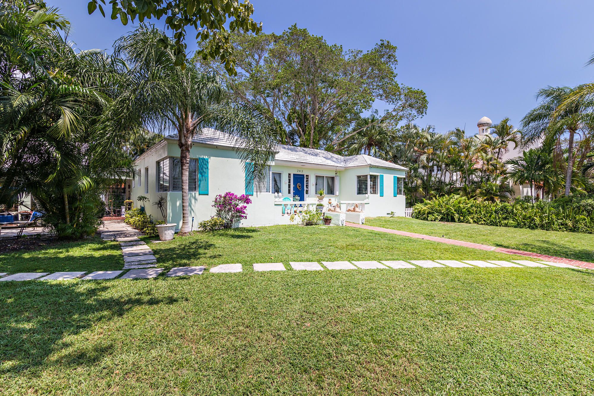 Properties 243 29th Street