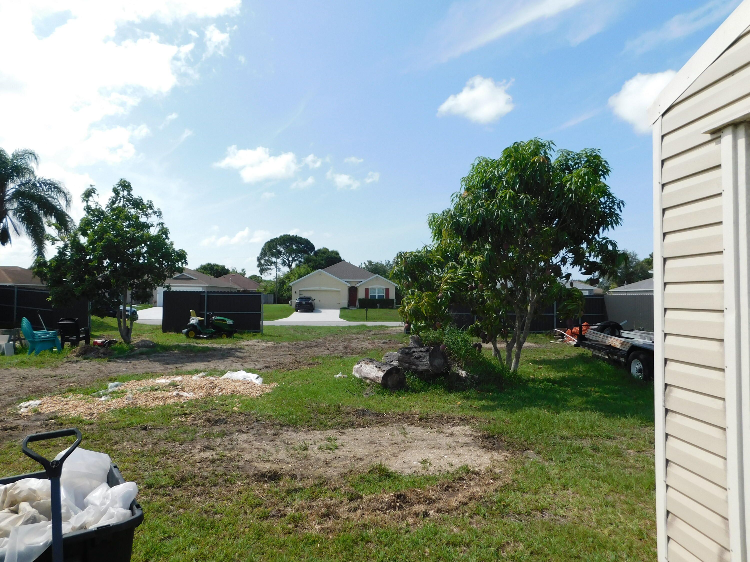 866 SW Butterfly Terrace
